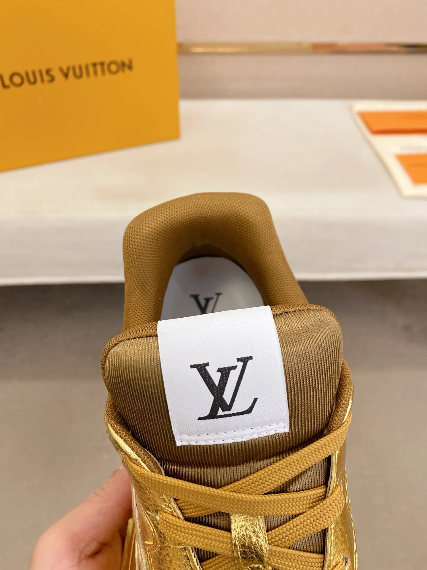 Men's shoes 💰: 660💰 LV. Popular items in men's shoes counter, official website synchronization, 1:1 high quality shipping ✔️Original cowhide, original factory sole, 39-45 (38.46 customized, non-refundable)